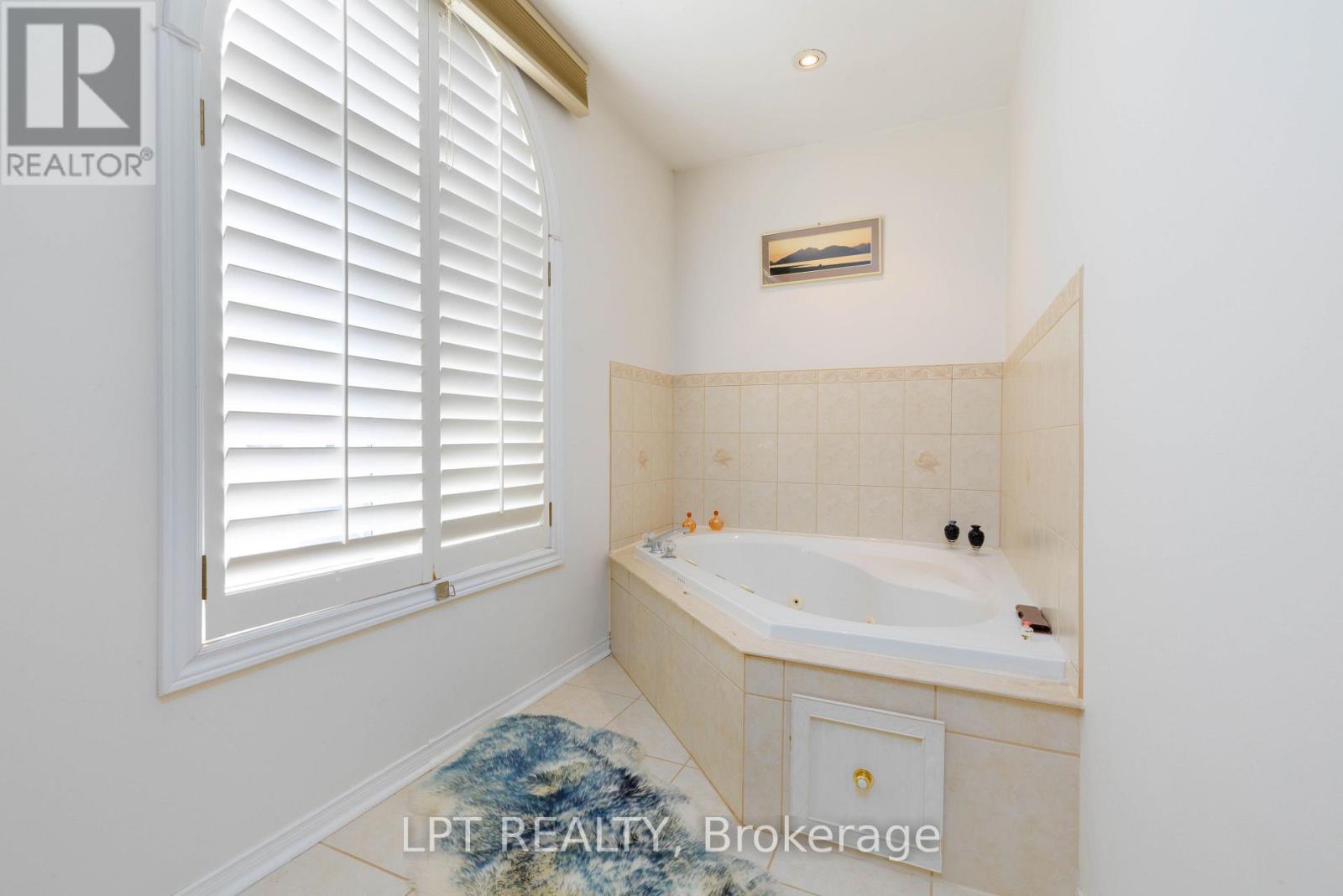 66 Canal Street, Georgina, Ontario  L4P 1K5 - Photo 19 - N13812954