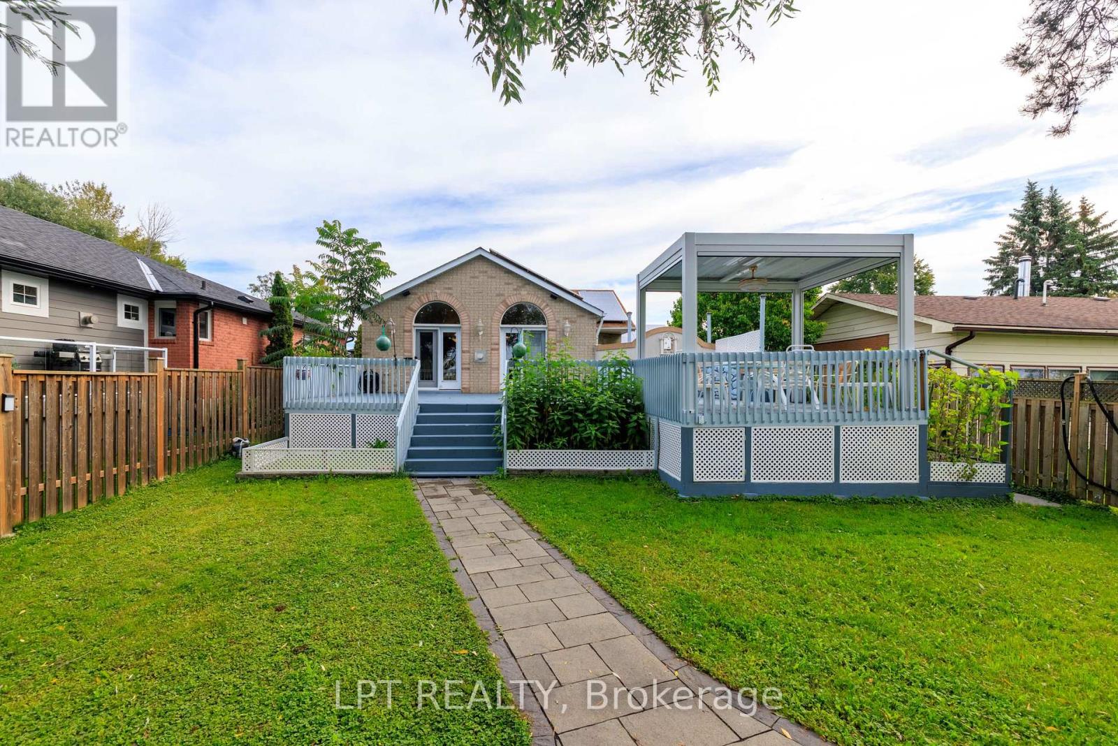 66 Canal Street, Georgina, Ontario  L4P 1K5 - Photo 35 - N13812954