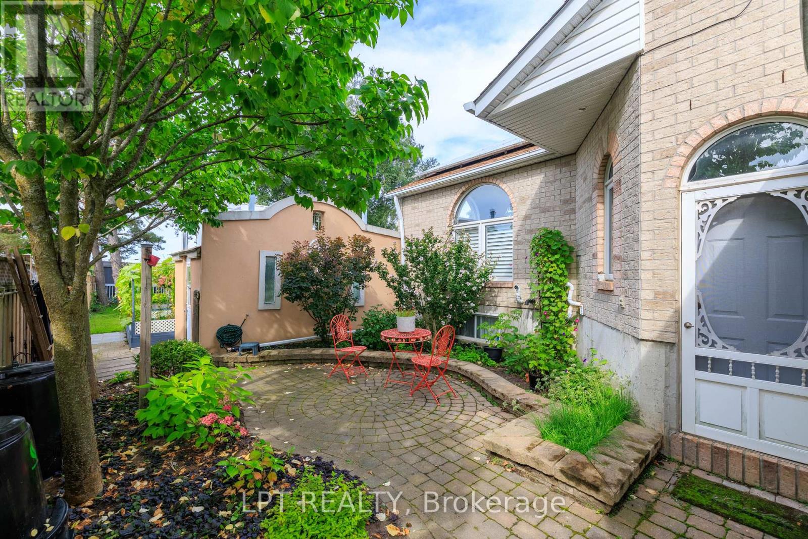 66 Canal Street, Georgina, Ontario  L4P 1K5 - Photo 37 - N13812954