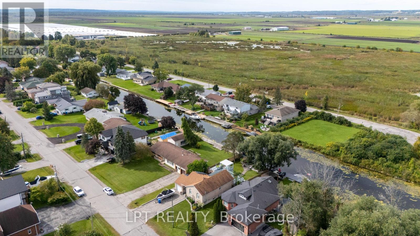 66 Canal Street, Georgina, Ontario  L4P 1K5 - Photo 4 - N13812954