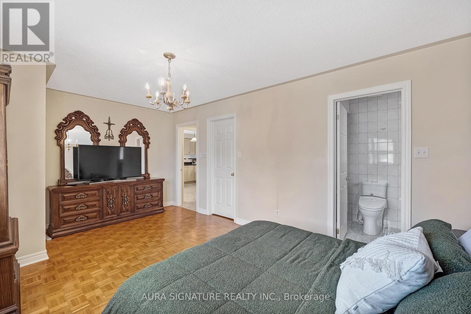 30 Graceview Court, Vaughan, Ontario  L4L 9C4 - Photo 19 - N13813010