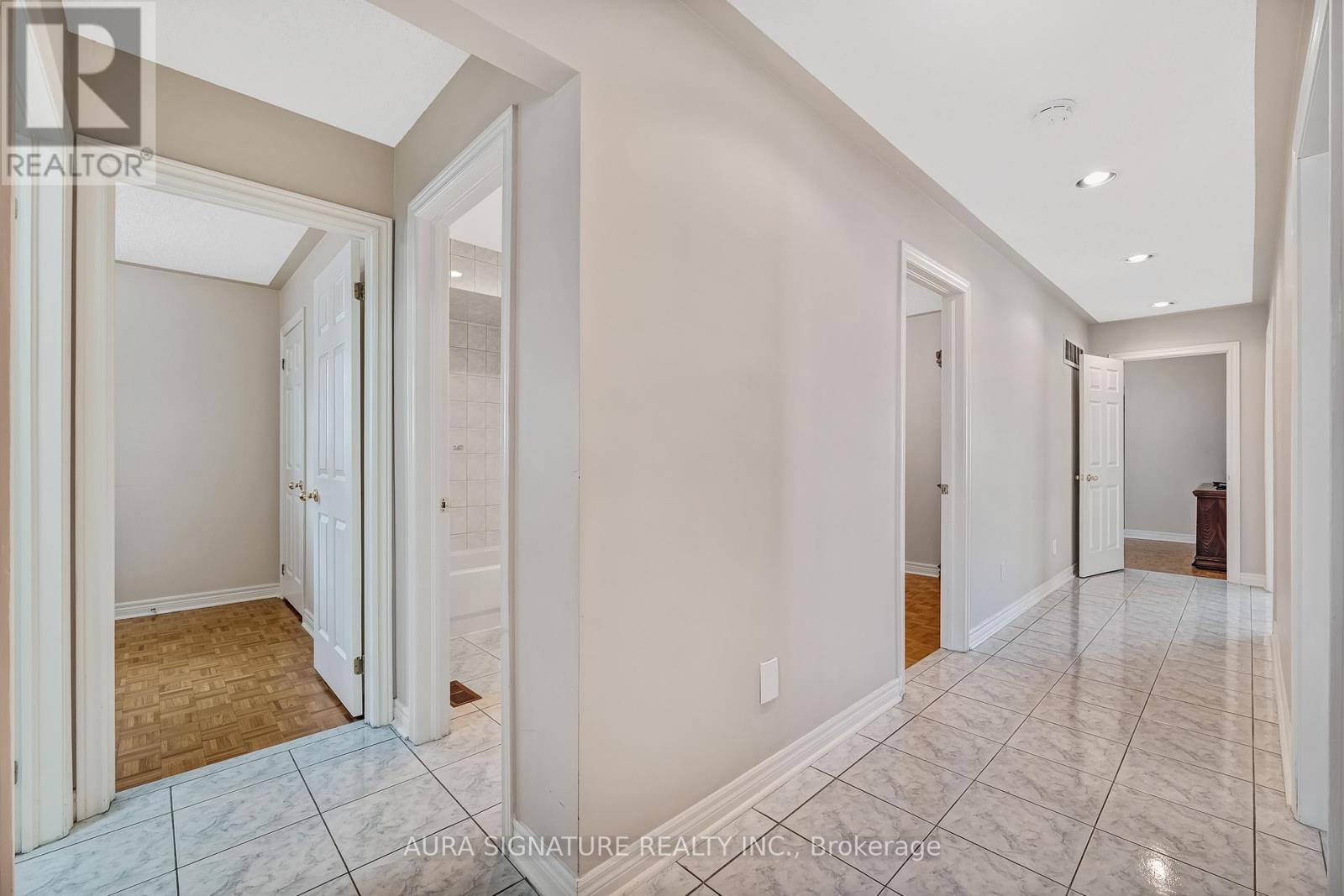 30 Graceview Court, Vaughan, Ontario  L4L 9C4 - Photo 21 - N13813010