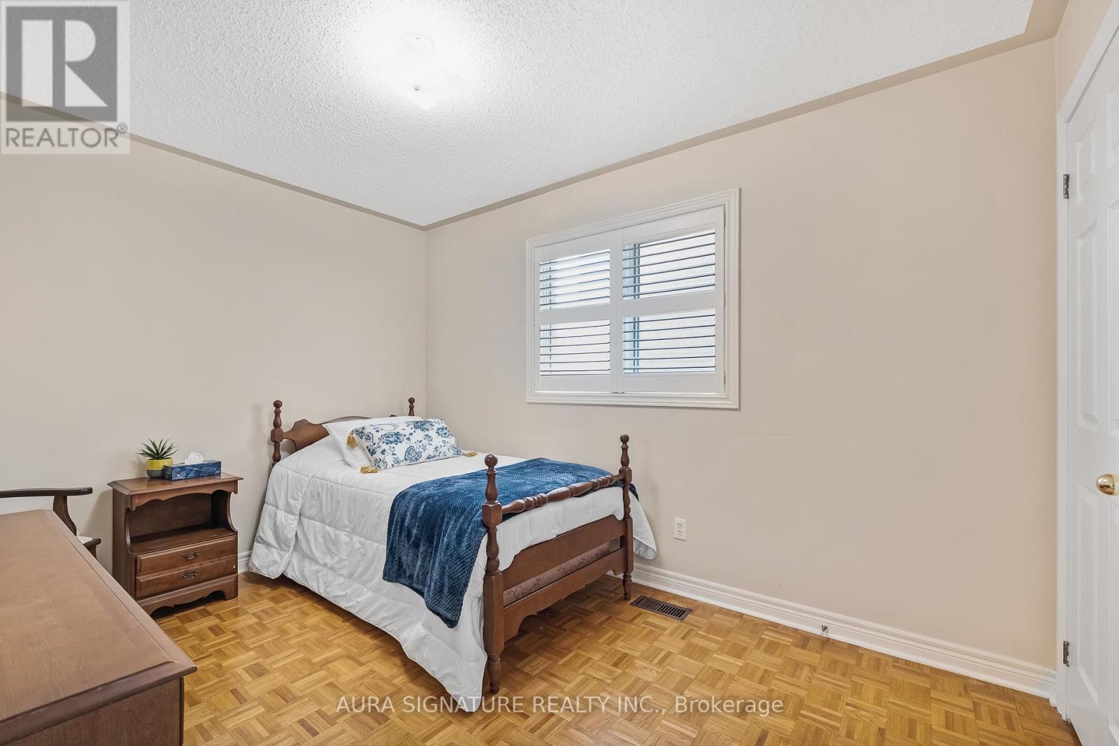 30 Graceview Court, Vaughan, Ontario  L4L 9C4 - Photo 24 - N13813010