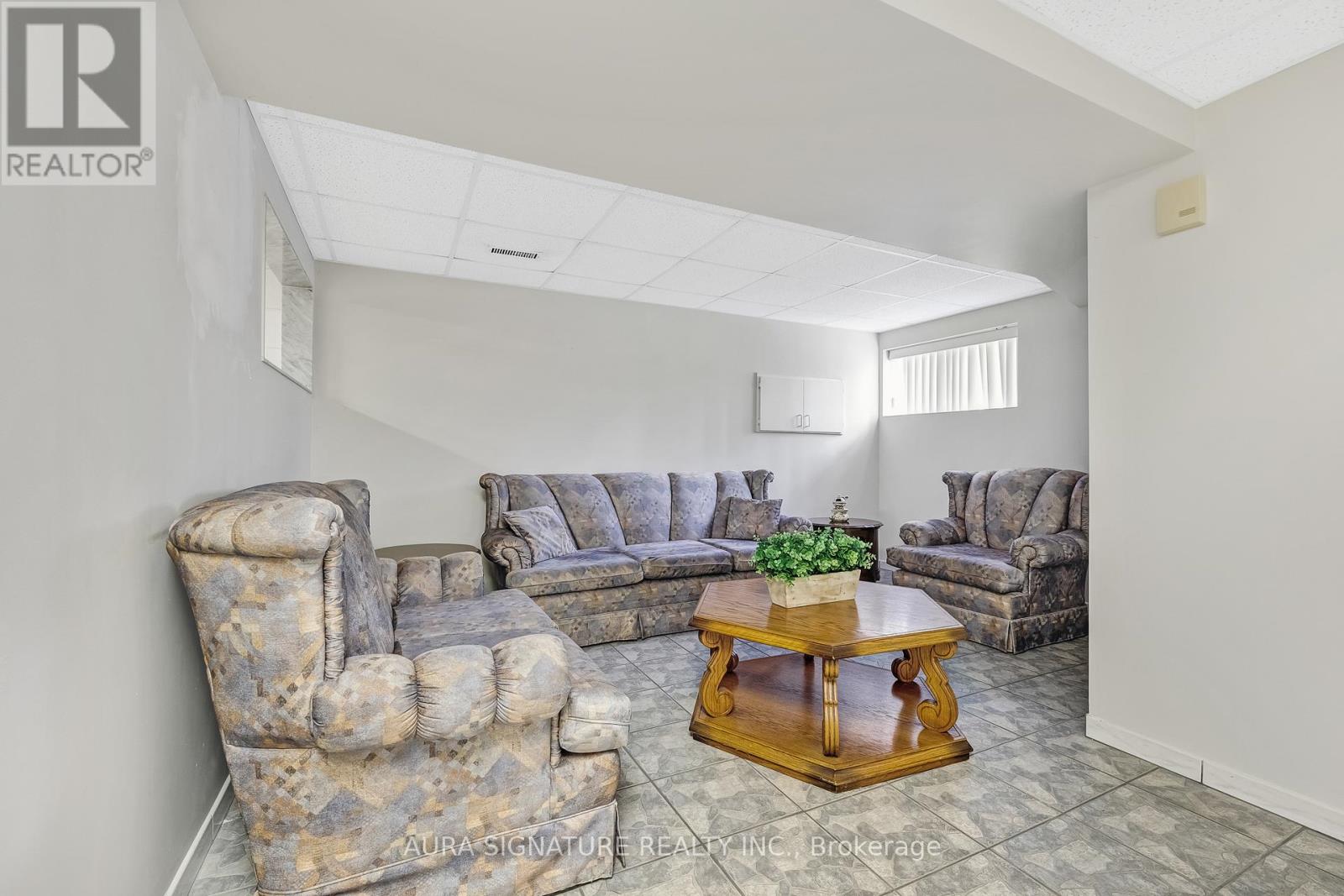 30 Graceview Court, Vaughan, Ontario  L4L 9C4 - Photo 31 - N13813010