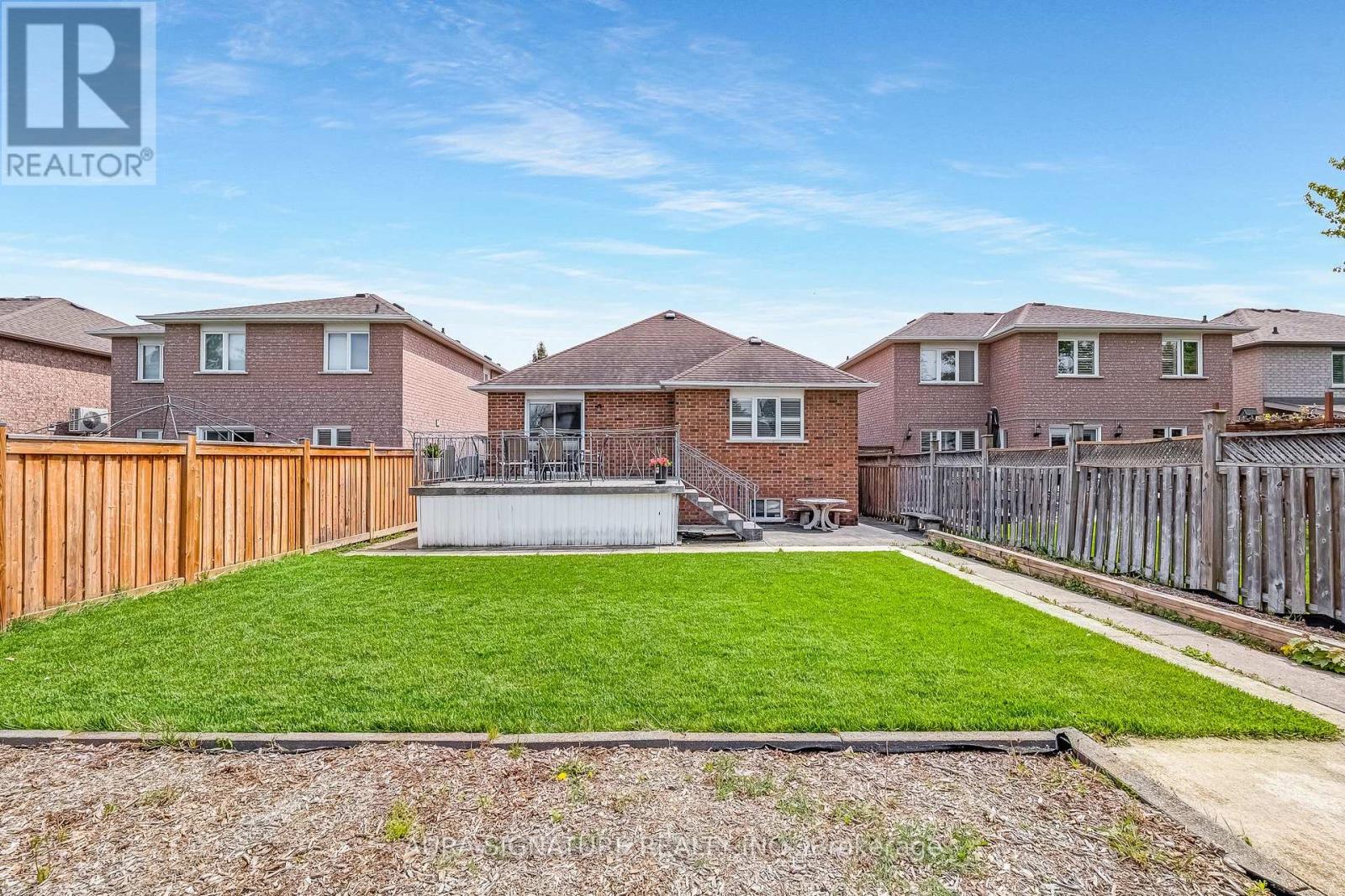 30 Graceview Court, Vaughan, Ontario  L4L 9C4 - Photo 42 - N13813010