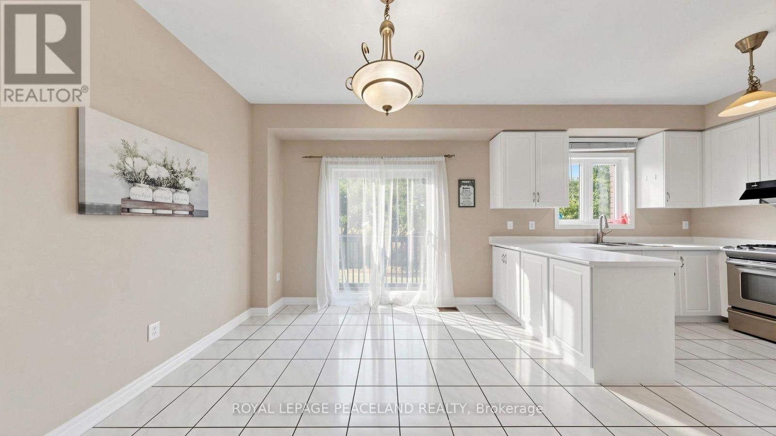 246 Farmstead Road, Richmond Hill, Ontario L4S 2J8 - Photo 5 - N13813026