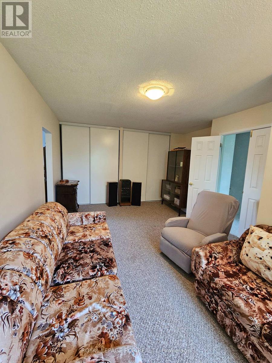 856 Magnolia Avenue, Newmarket, Ontario  L3Y 3C7 - Photo 25 - N13813058