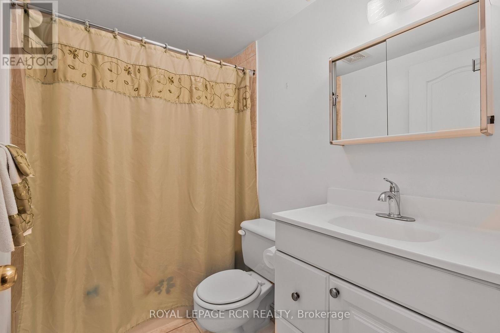 856 Magnolia Avenue, Newmarket, Ontario  L3Y 3C7 - Photo 38 - N13813058