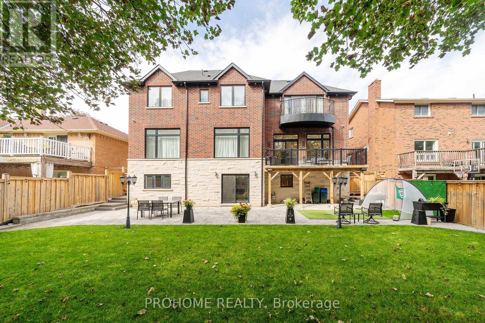 96 Briarwood Road, Markham, Ontario L3R 2X3 - Photo 47 - N13813124