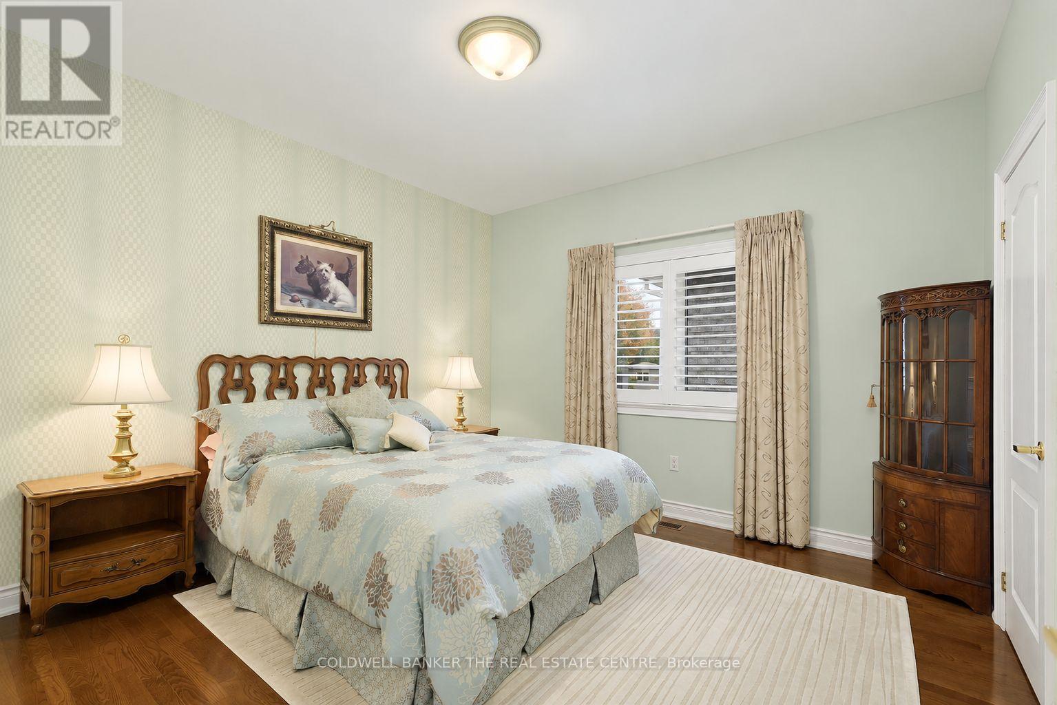 128 Carmela Avenue, Richmond Hill, Ontario  L4E 2V6 - Photo 12 - N13813178