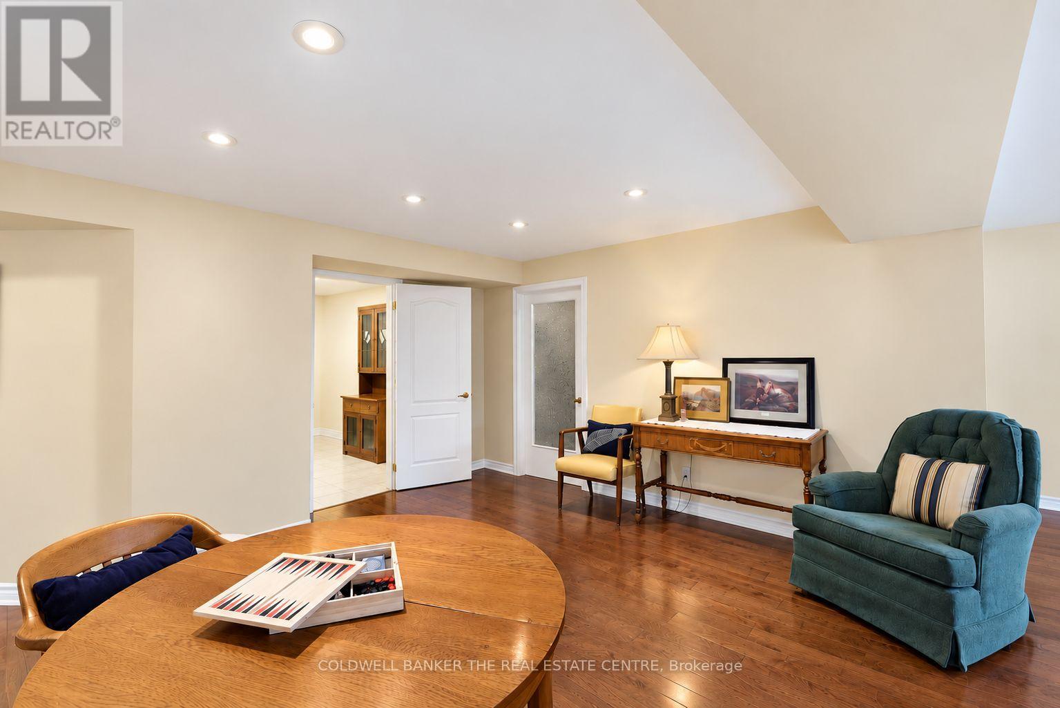 128 Carmela Avenue, Richmond Hill, Ontario  L4E 2V6 - Photo 18 - N13813178