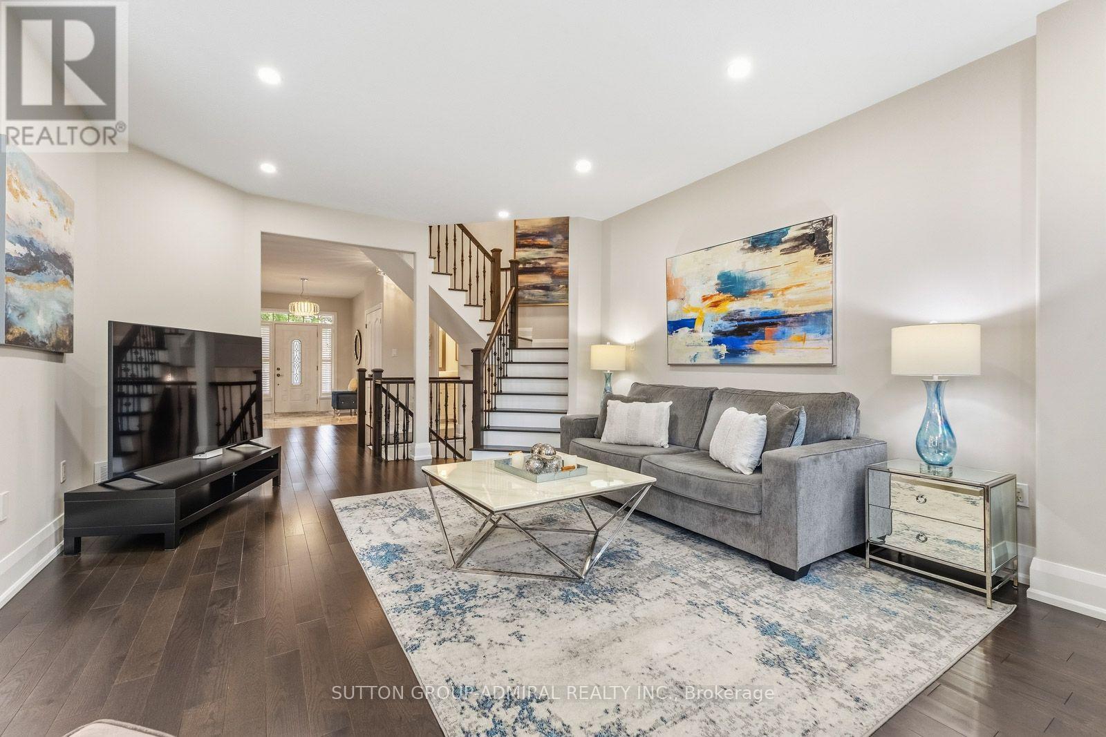 39 Bannerman Drive, Bradford West Gwillimbury, Ontario  L3Z 3J7 - Photo 10 - N13813218