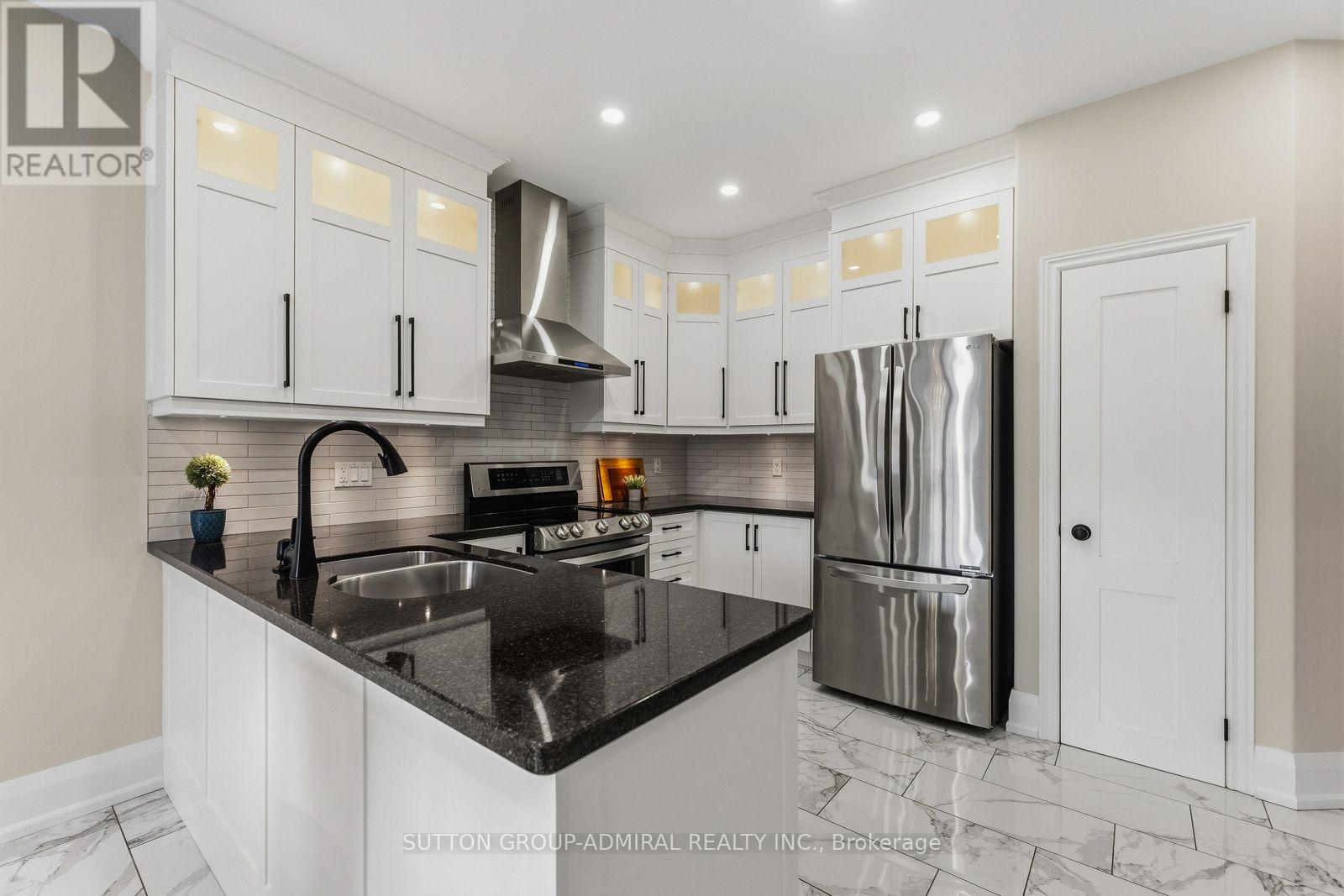 39 Bannerman Drive, Bradford West Gwillimbury, Ontario  L3Z 3J7 - Photo 12 - N13813218