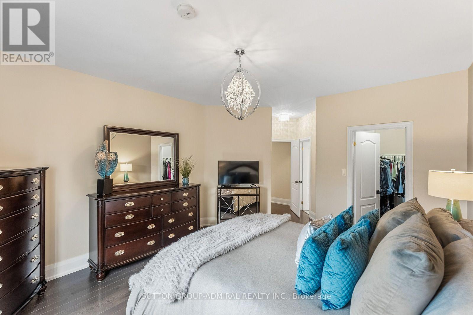 39 Bannerman Drive, Bradford West Gwillimbury, Ontario  L3Z 3J7 - Photo 19 - N13813218