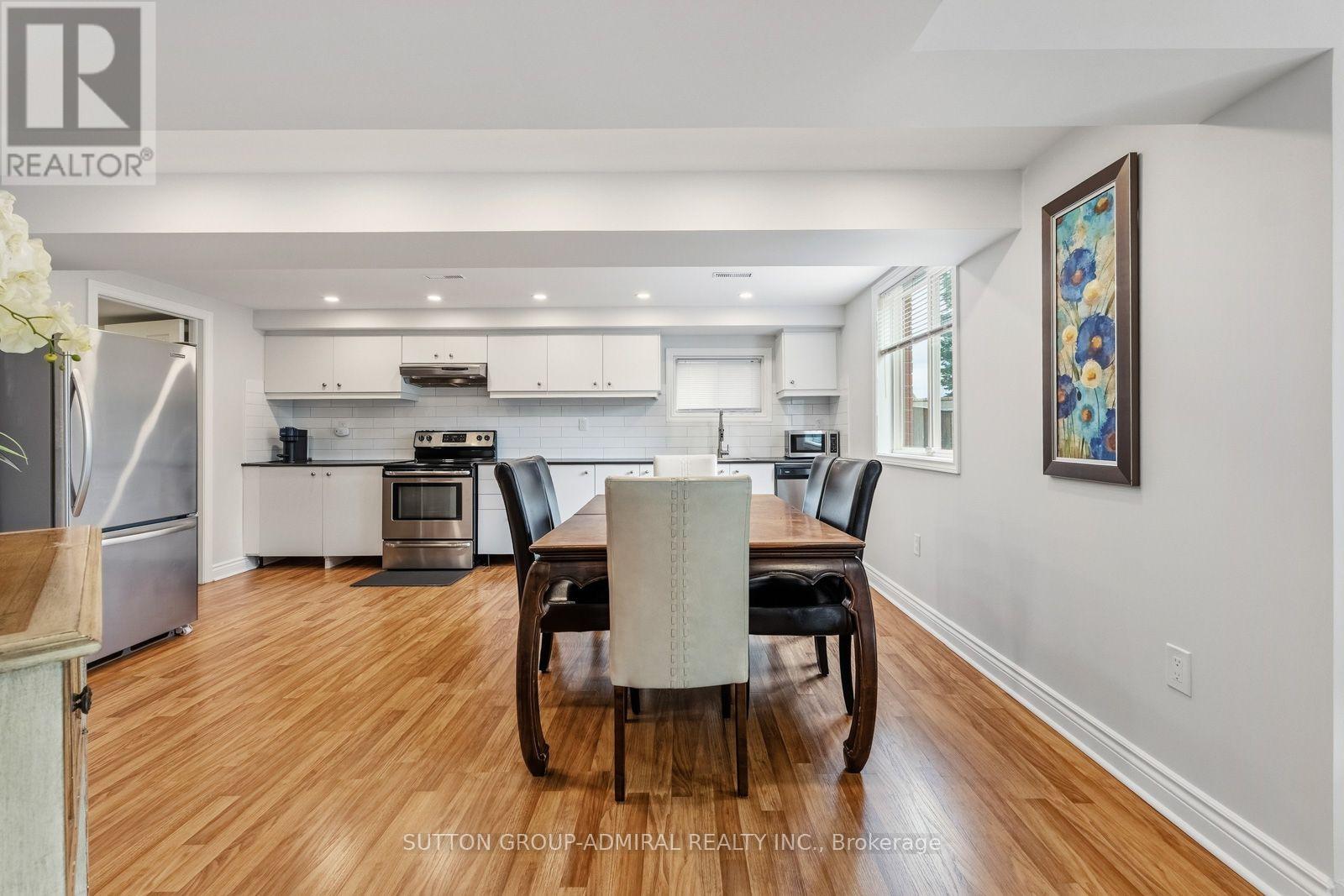 39 Bannerman Drive, Bradford West Gwillimbury, Ontario  L3Z 3J7 - Photo 29 - N13813218