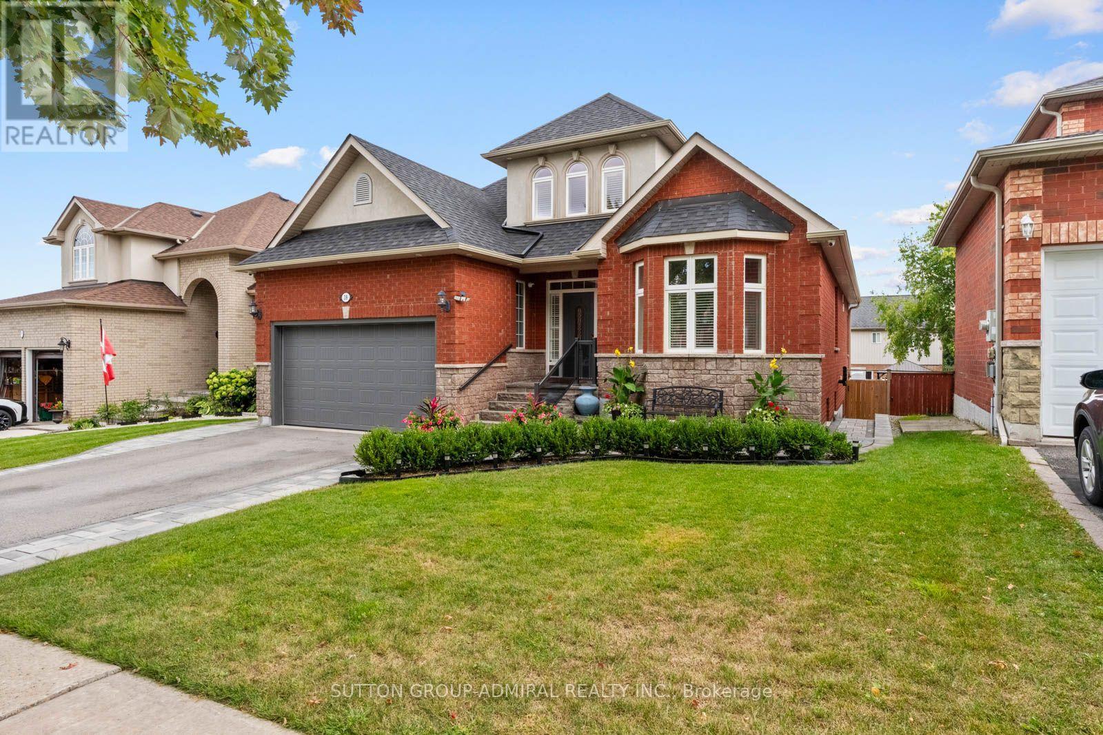 39 Bannerman Drive, Bradford West Gwillimbury, Ontario  L3Z 3J7 - Photo 3 - N13813218