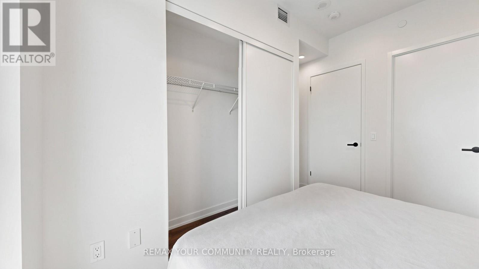 1702 - 225 Commerce Street, Vaughan, Ontario  L4K 0R1 - Photo 11 - N13813238