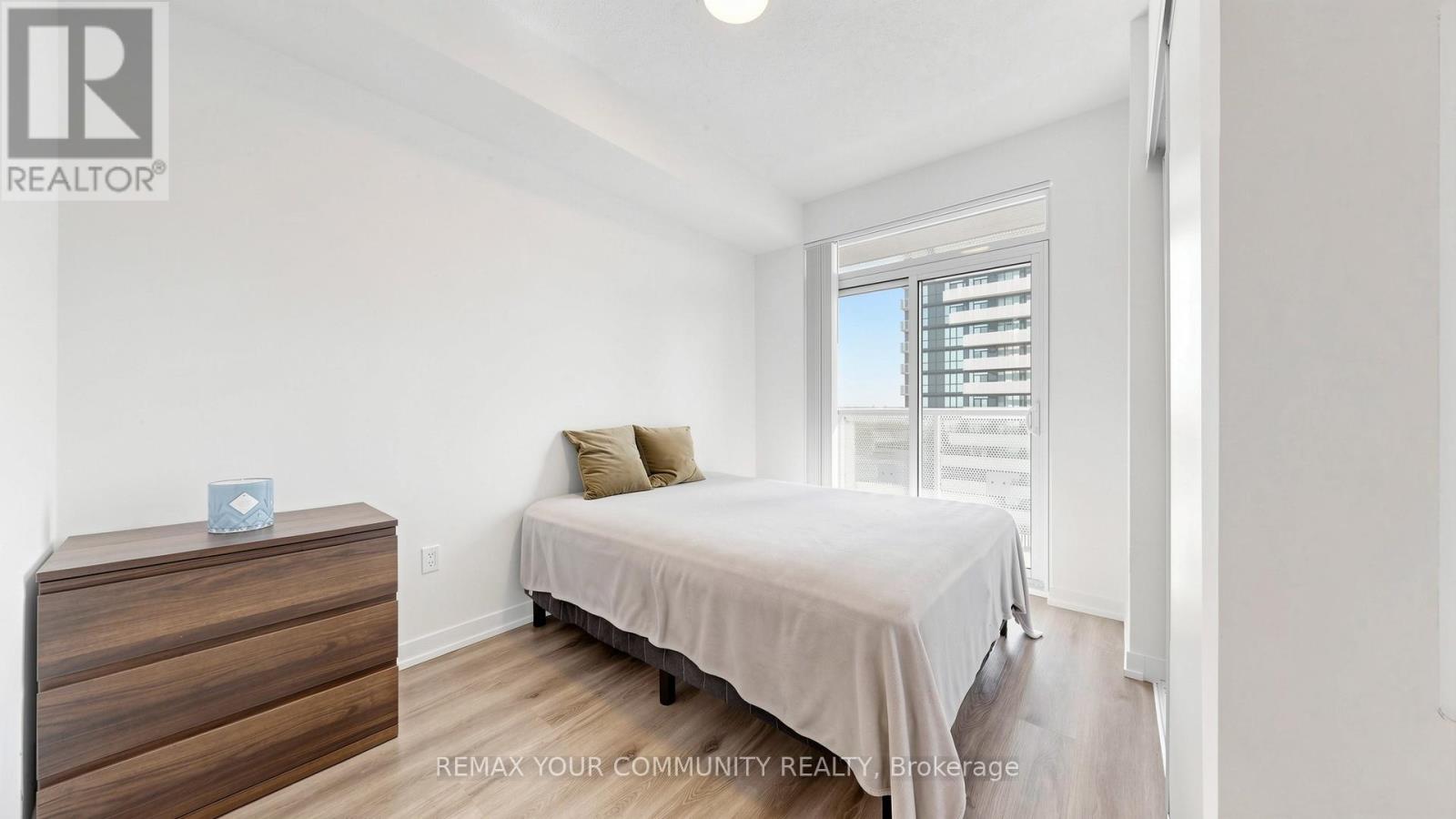 1702 - 225 Commerce Street, Vaughan, Ontario  L4K 0R1 - Photo 9 - N13813238