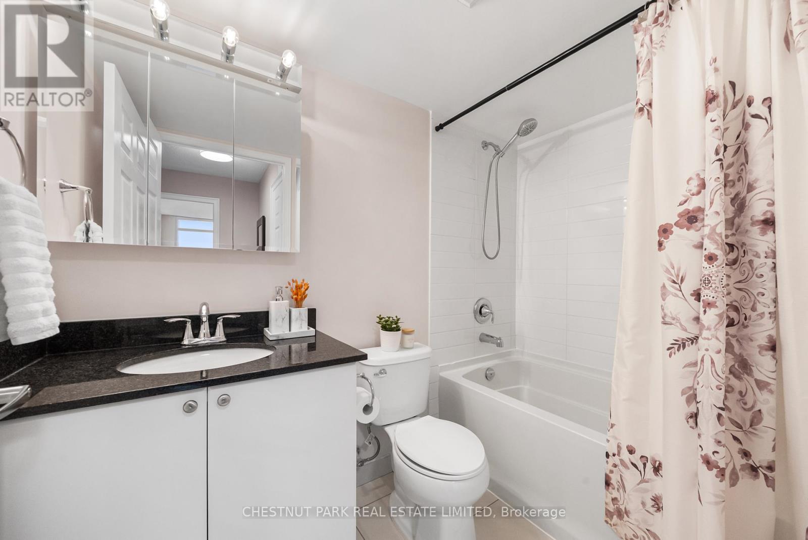 701 - 73 King William Crescent, Richmond Hill, Ontario  L4B 0C2 - Photo 17 - N13813268