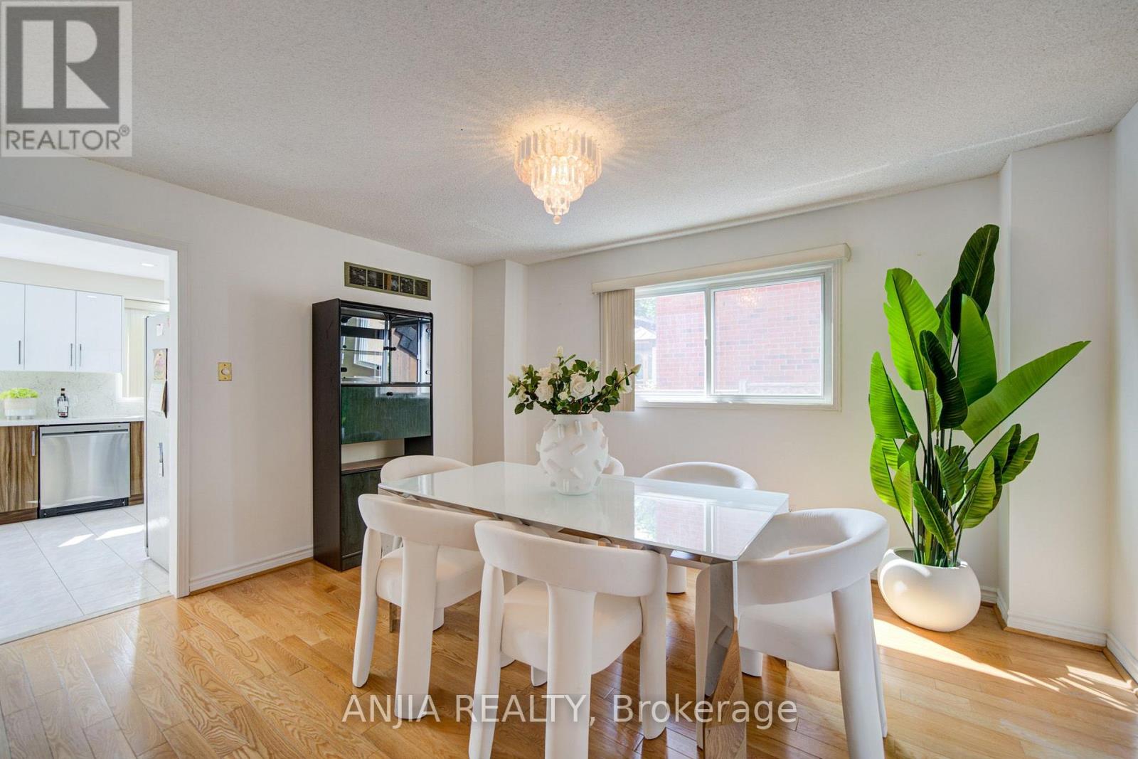 8 Brooklyn Crescent, Markham, Ontario  L3P 7C1 - Photo 17 - N13813324