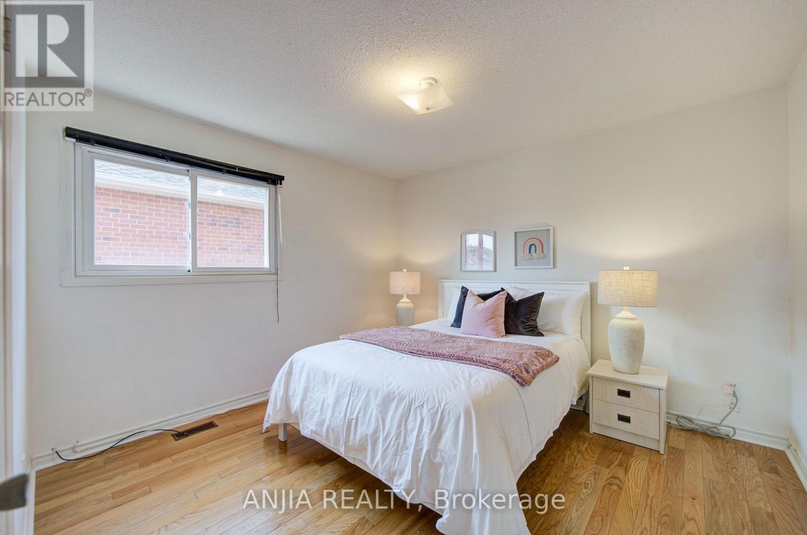 8 Brooklyn Crescent, Markham, Ontario  L3P 7C1 - Photo 30 - N13813324