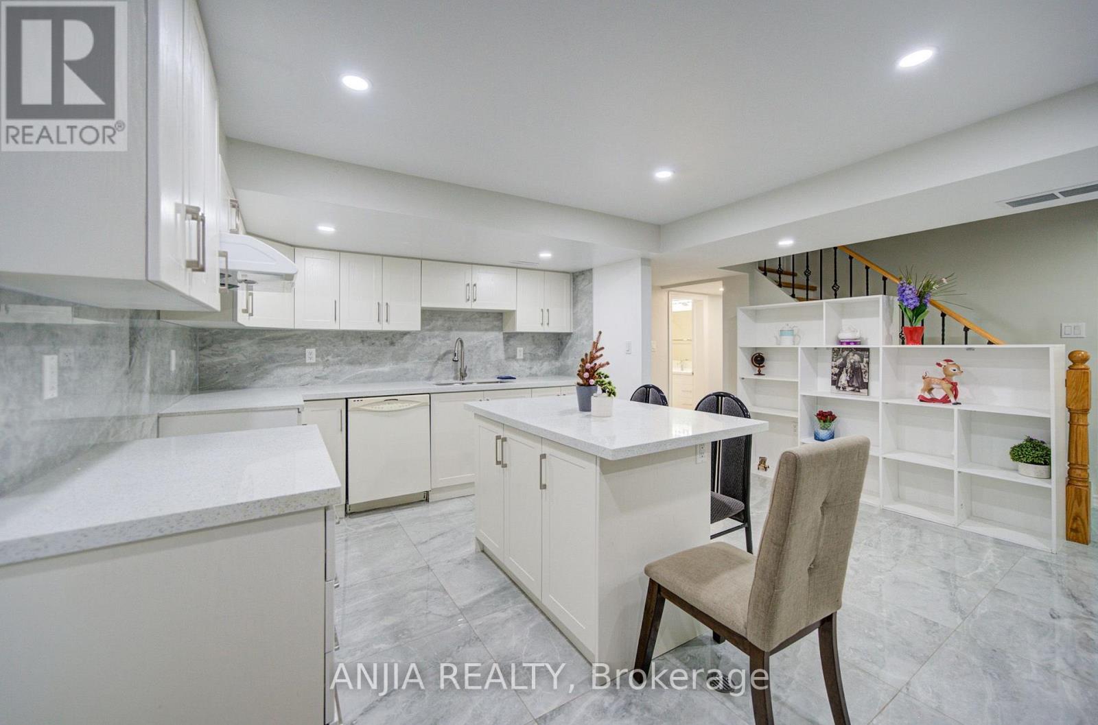 8 Brooklyn Crescent, Markham, Ontario  L3P 7C1 - Photo 38 - N13813324