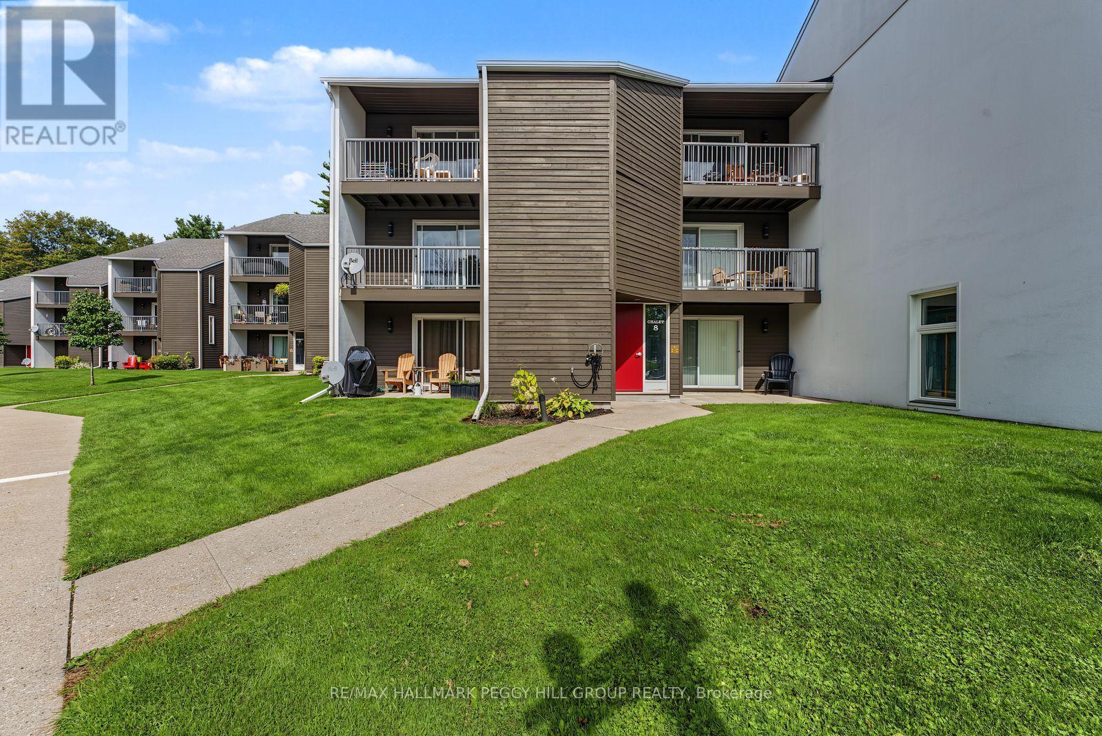 215 - 1102 Horseshoe Valley Road W, Oro-Medonte, Ontario  L4M 4Y8 - Photo 1 - S13812948