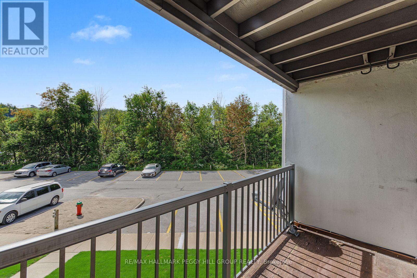 215 - 1102 Horseshoe Valley Road W, Oro-Medonte, Ontario  L4M 4Y8 - Photo 10 - S13812948
