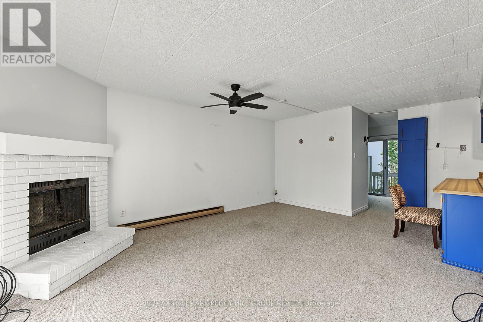 215 - 1102 Horseshoe Valley Road W, Oro-Medonte, Ontario  L4M 4Y8 - Photo 3 - S13812948