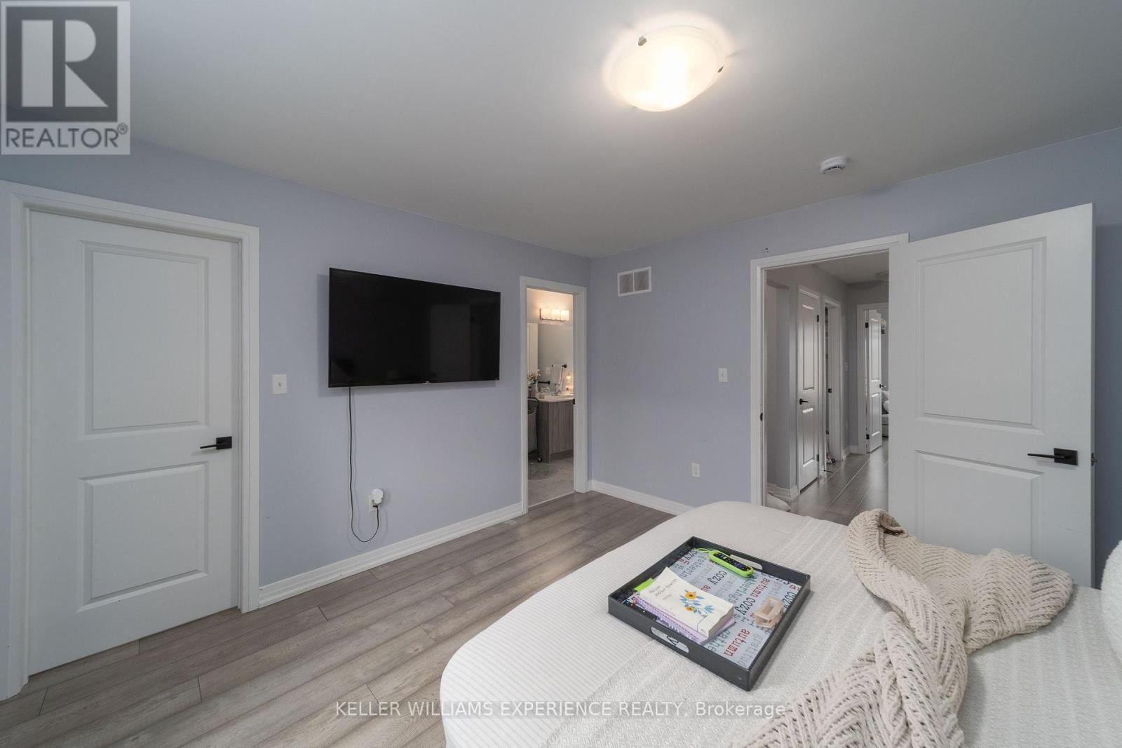77 Gateland Drive, Barrie, Ontario  L9J 0N2 - Photo 10 - S13813068