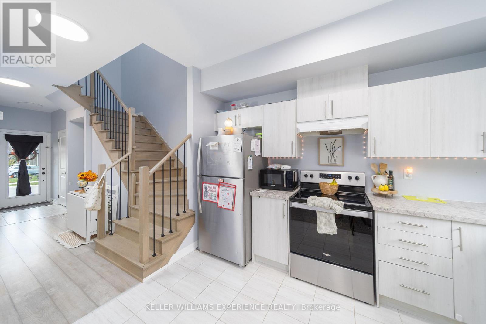 77 Gateland Drive, Barrie, Ontario  L9J 0N2 - Photo 3 - S13813068