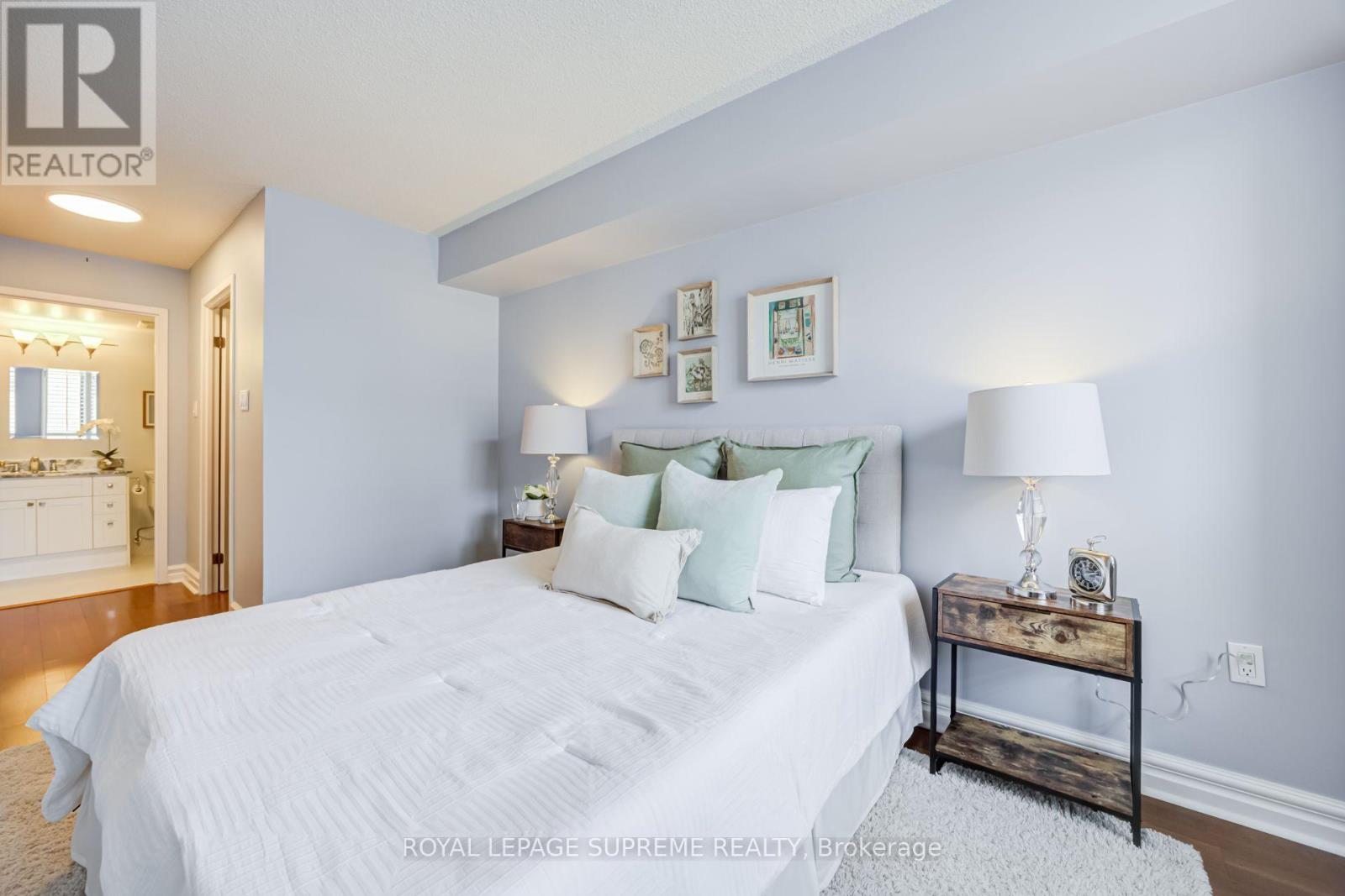 204 - 221 Robinson Street E, Oakville (Oo Old Oakville), Ontario  L6J 7N9 - Photo 18 - W13812960