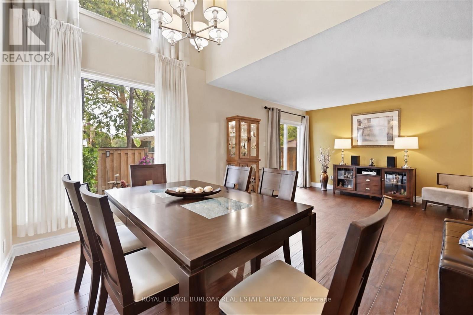 7 - 1576 Kerns Road, Burlington, Ontario  L7P 3A7 - Photo 8 - W13812988