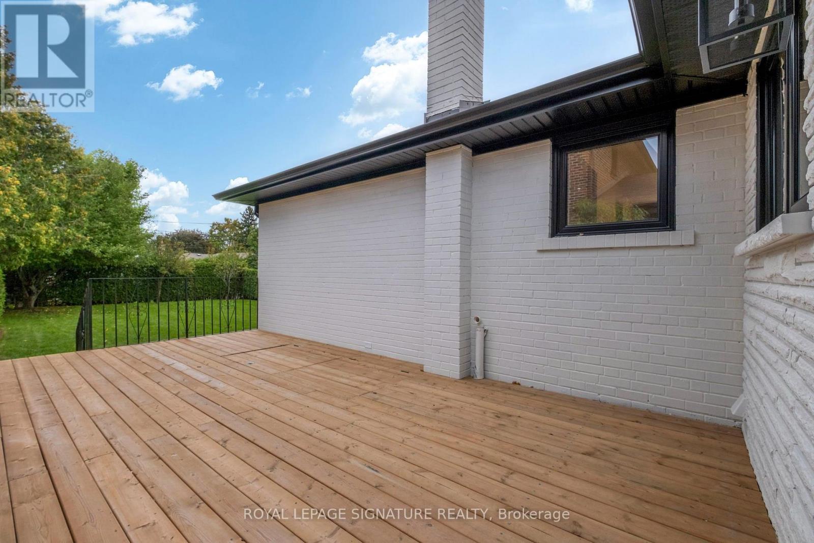 11 Brook Tree Crescent, Toronto, Ontario  M9P 1K8 - Photo 38 - W13812990