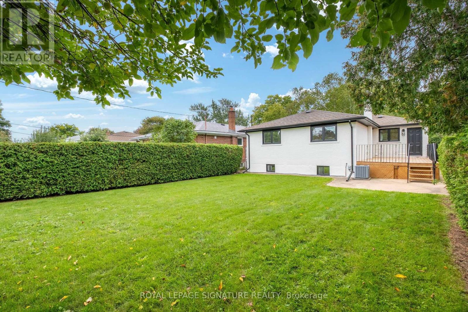 11 Brook Tree Crescent, Toronto, Ontario  M9P 1K8 - Photo 47 - W13812990