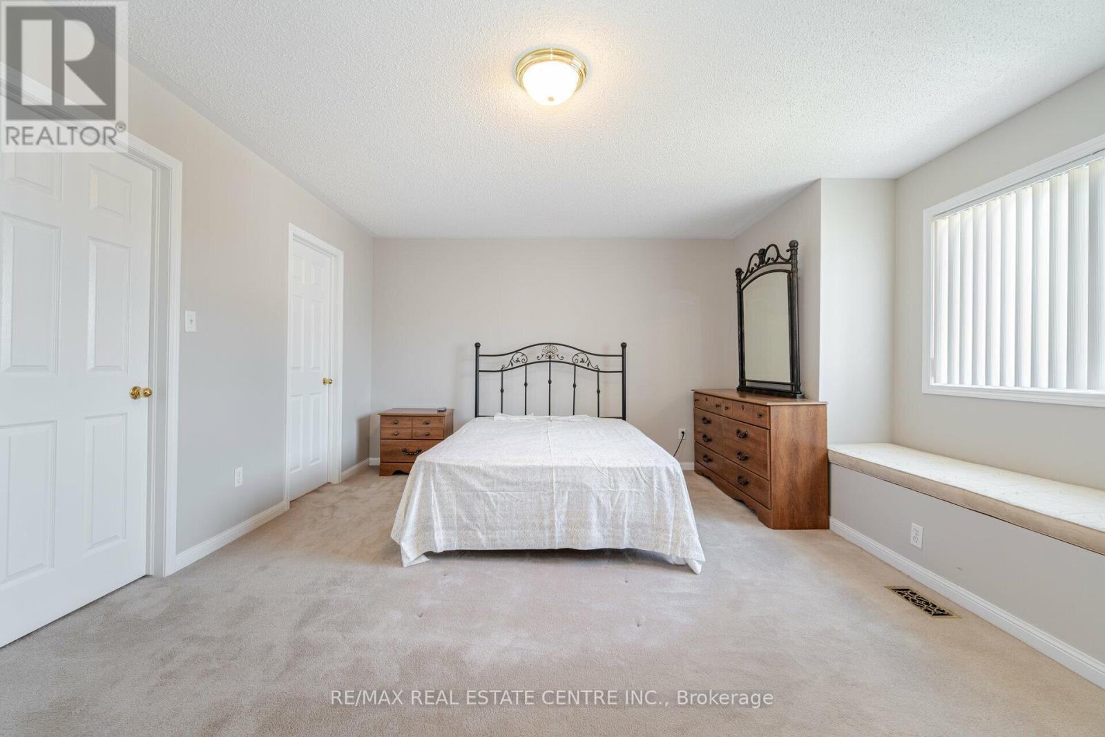 Upper - 15 Mendoza Drive, Brampton, Ontario  L7A 3M3 - Photo 23 - W13813042