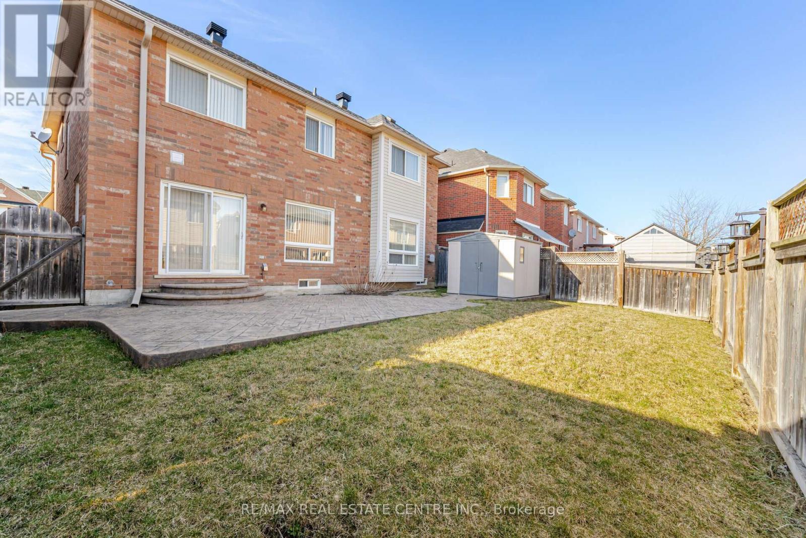 Upper - 15 Mendoza Drive, Brampton, Ontario  L7A 3M3 - Photo 35 - W13813042