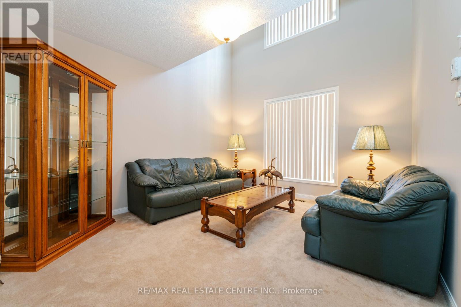 Upper - 15 Mendoza Drive, Brampton, Ontario  L7A 3M3 - Photo 6 - W13813042