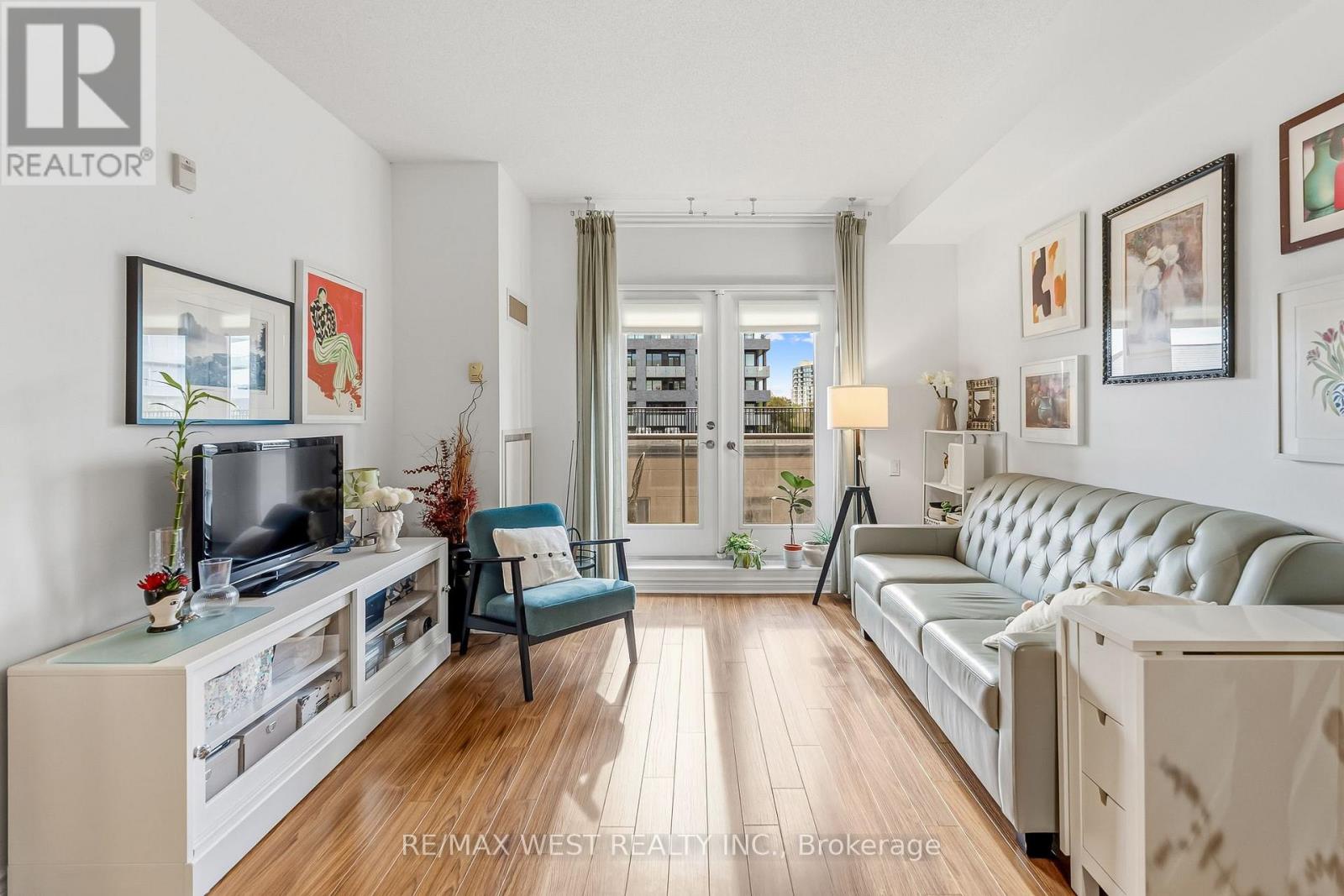 402 - 4196 Dundas Street W, Toronto, Ontario  M8X 0A3 - Photo 11 - W13813060