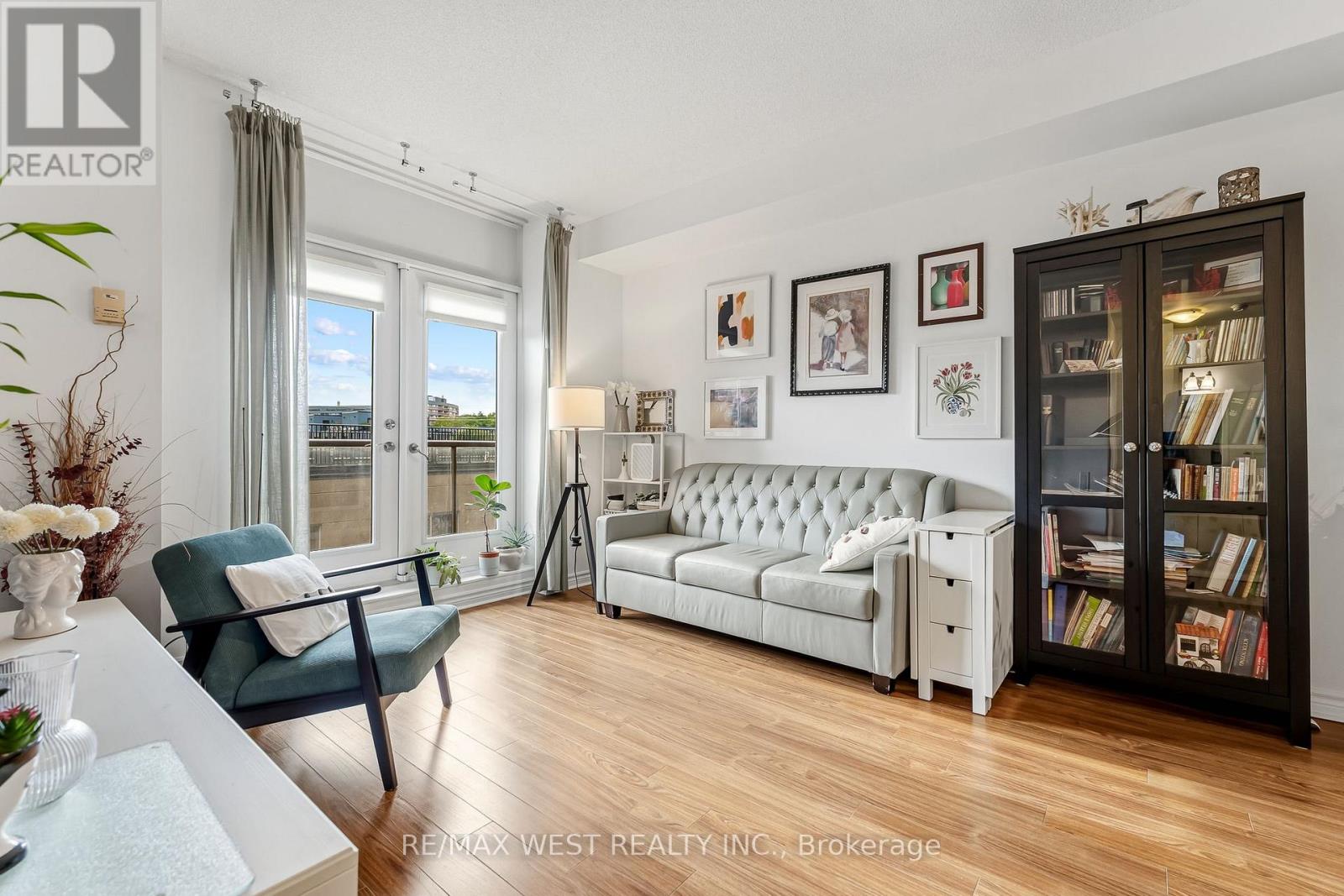 402 - 4196 Dundas Street W, Toronto, Ontario  M8X 0A3 - Photo 18 - W13813060