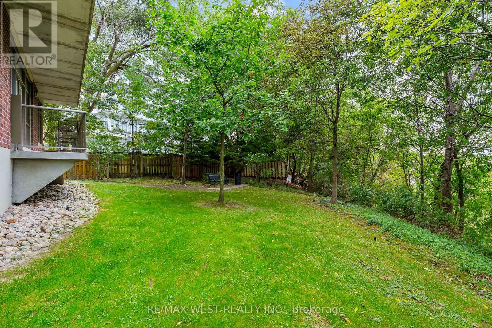 402 - 4196 Dundas Street W, Toronto, Ontario  M8X 0A3 - Photo 38 - W13813060