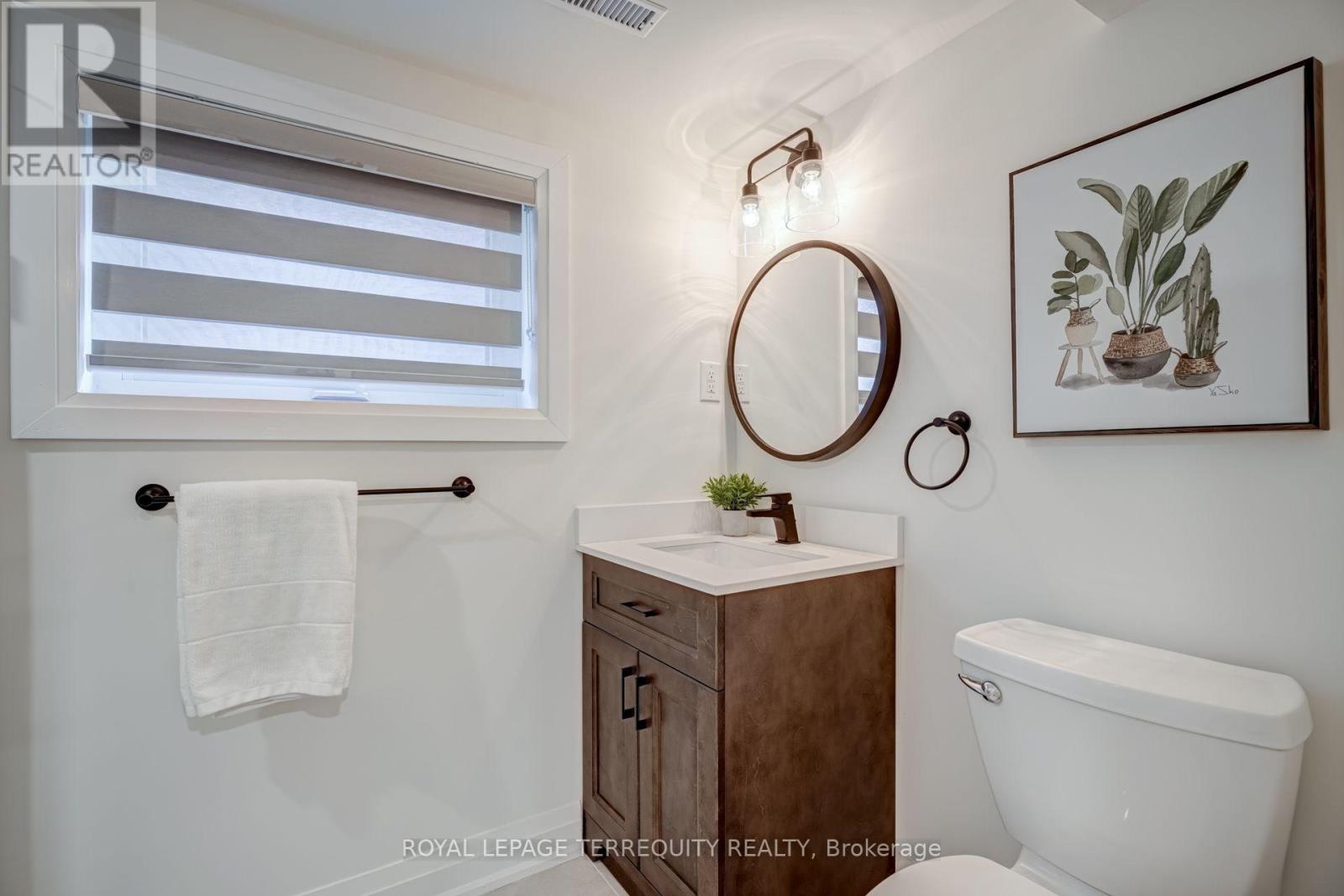 1280 Hart Crescent, Oakville, Ontario  L6H 2M5 - Photo 22 - W13813066