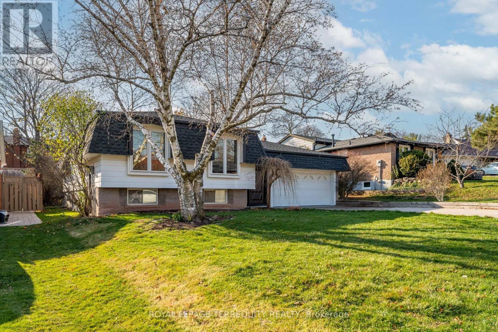 1280 Hart Crescent, Oakville, Ontario  L6H 2M5 - Photo 4 - W13813066