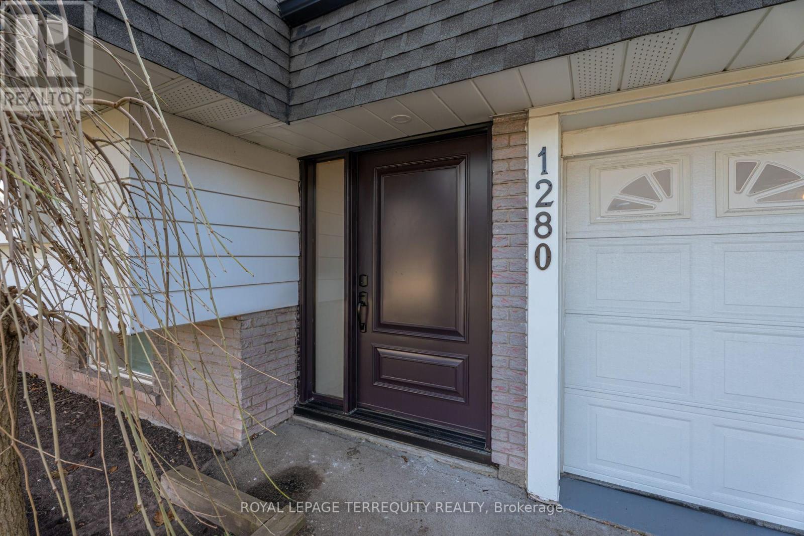 1280 Hart Crescent, Oakville, Ontario  L6H 2M5 - Photo 5 - W13813066