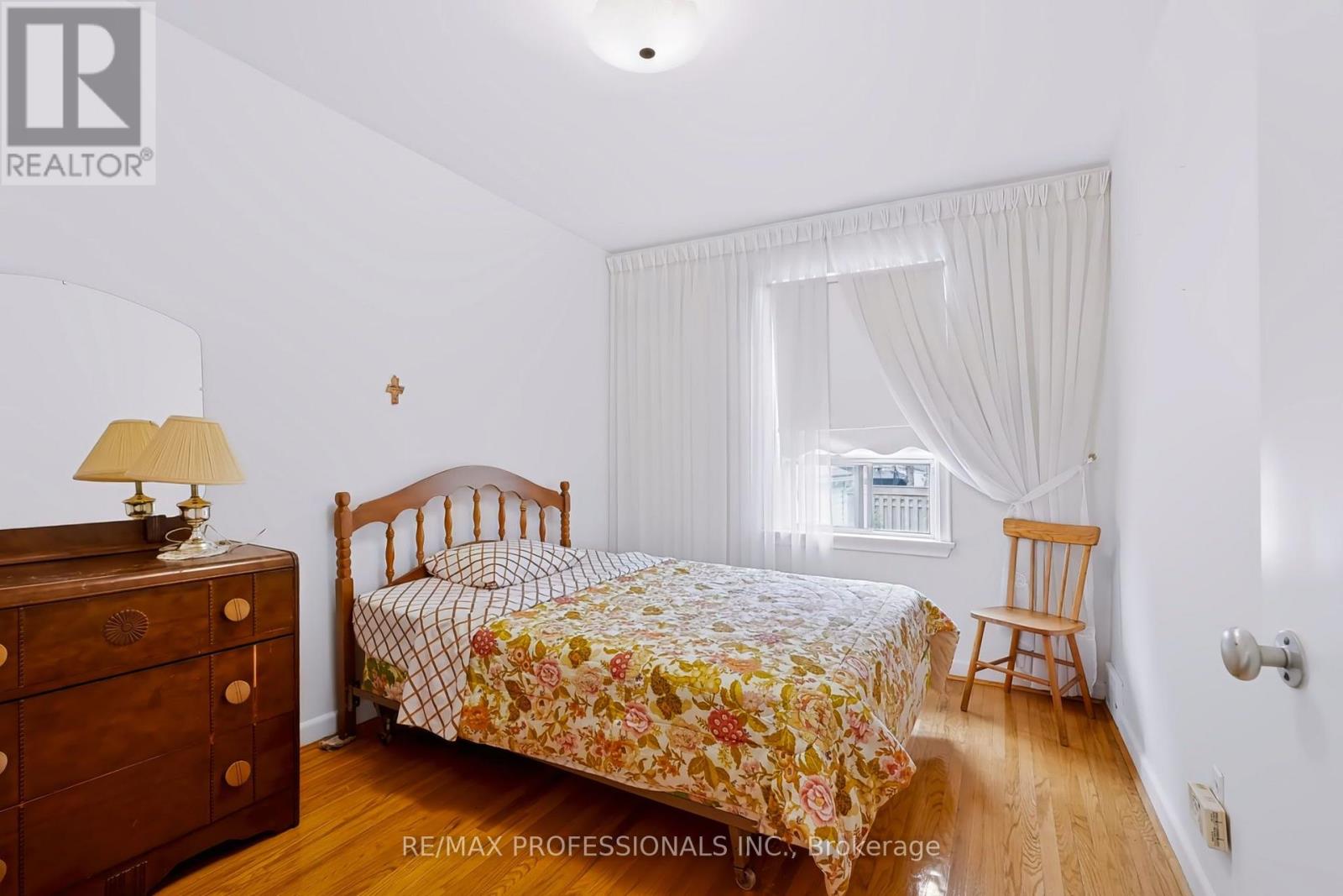 26 Nordin Avenue, Toronto, Ontario  M8Z 2B3 - Photo 22 - W13813080