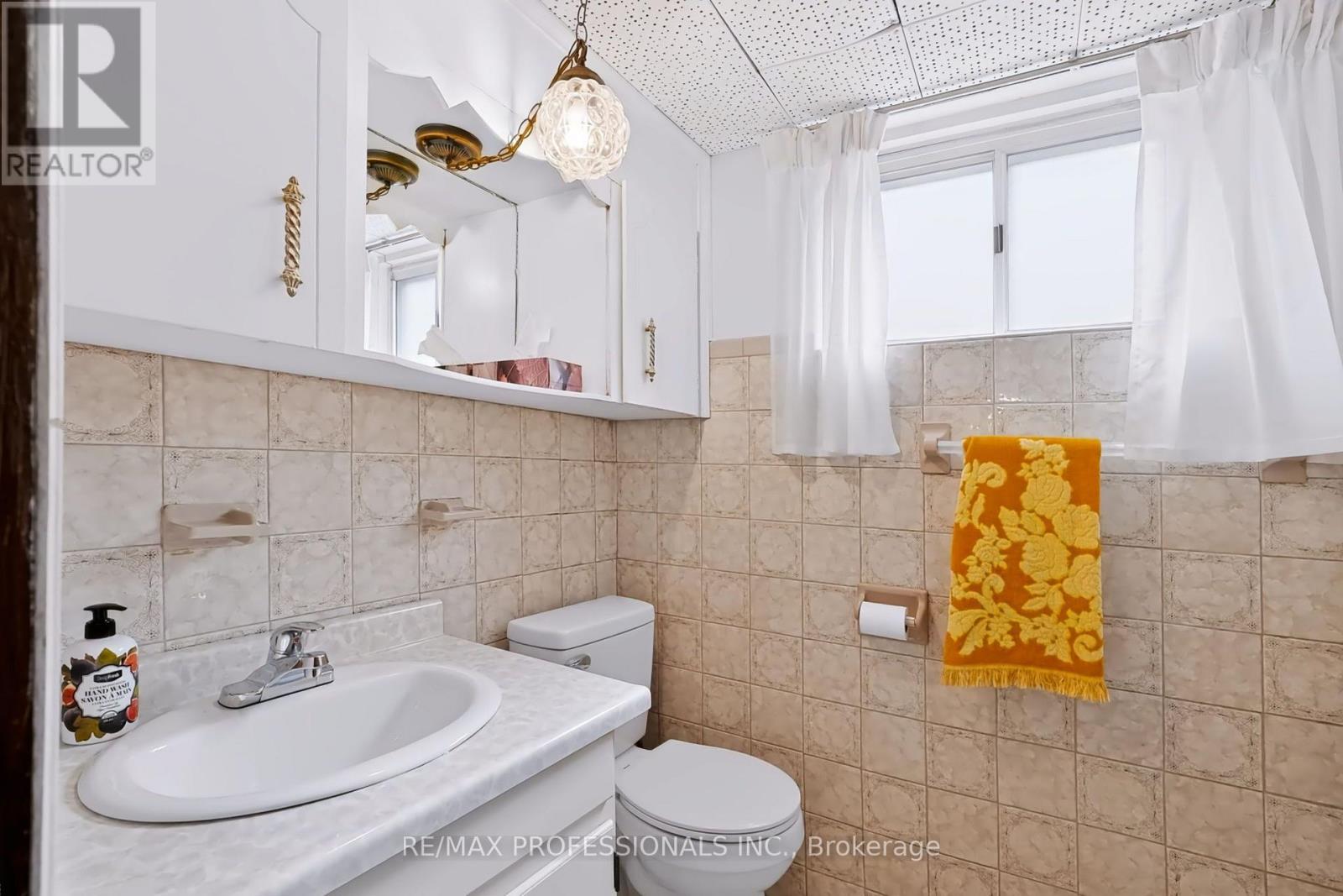 26 Nordin Avenue, Toronto, Ontario  M8Z 2B3 - Photo 33 - W13813080