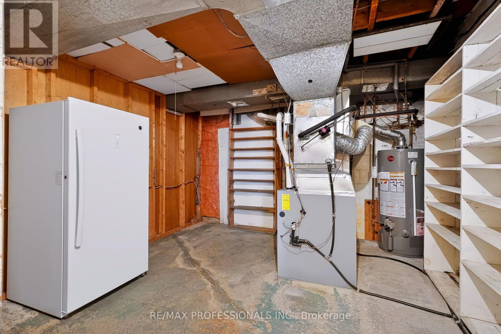 26 Nordin Avenue, Toronto, Ontario  M8Z 2B3 - Photo 38 - W13813080