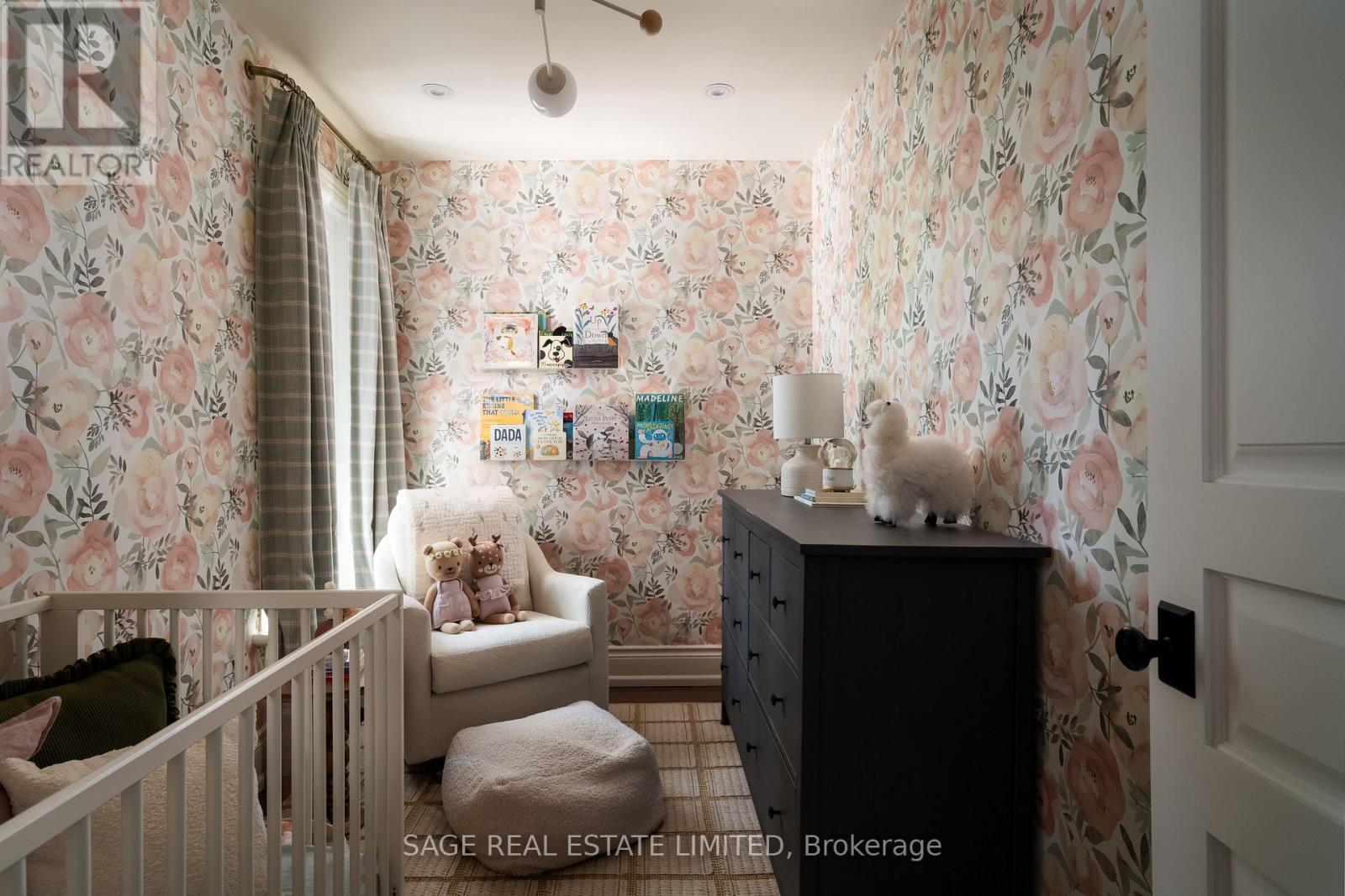 27 Callender Street, Toronto, Ontario  M6R 2H2 - Photo 22 - W13813086