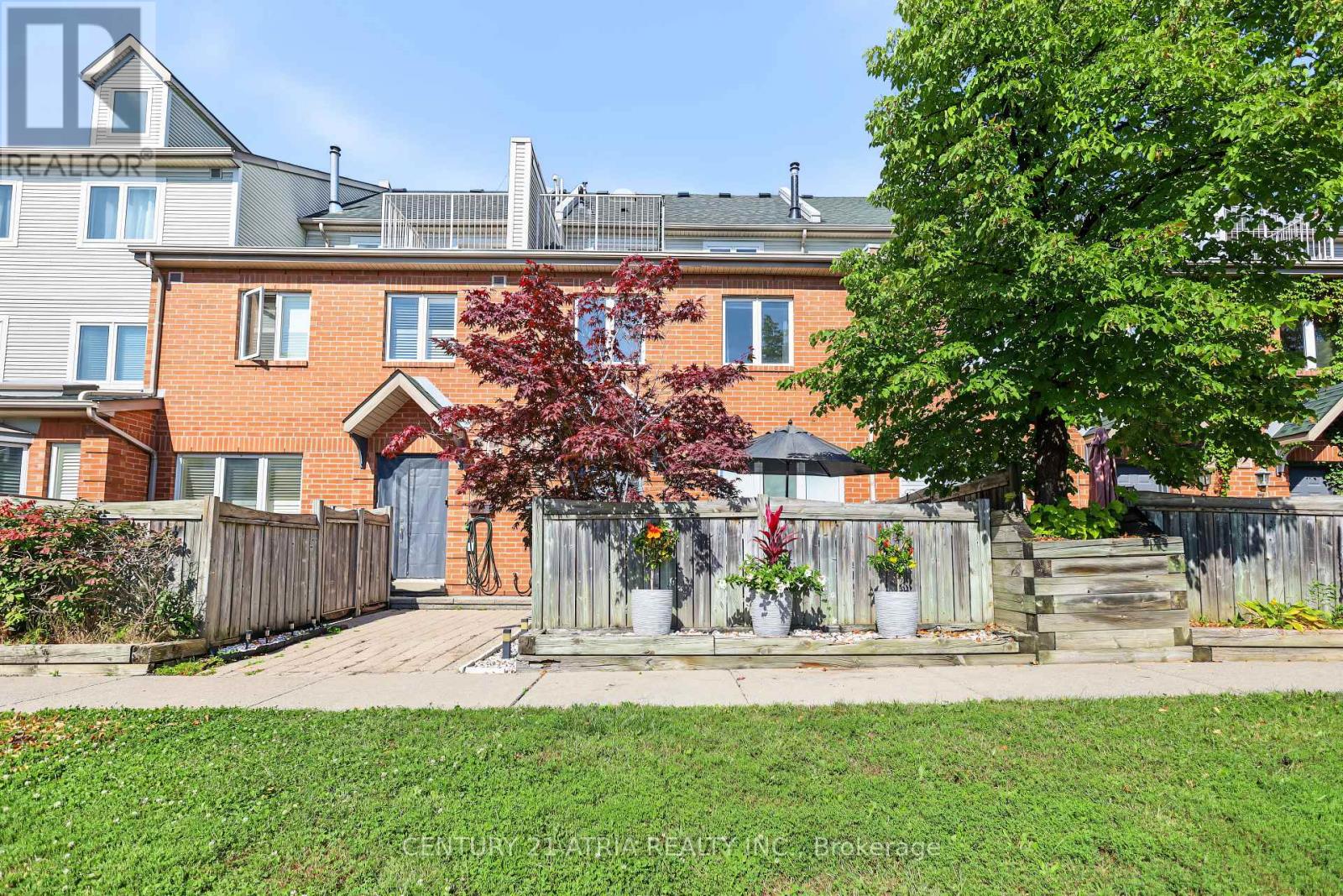 5 - 1241 Parkwest Place, Mississauga, Ontario  L5E 3J3 - Photo 2 - W13813156
