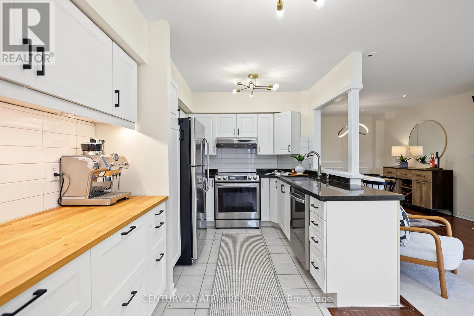 5 - 1241 Parkwest Place, Mississauga, Ontario  L5E 3J3 - Photo 7 - W13813156